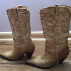 Charlie 1Horse Lucchese Boots - great condition